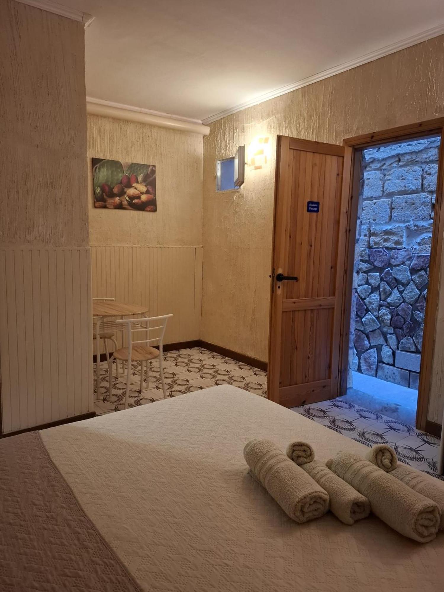 La Terrazza Sul Mare Camera Vicino Aereoporto&Mare Sicilian Vintage Style Seaside Room Cinisi Exterior photo